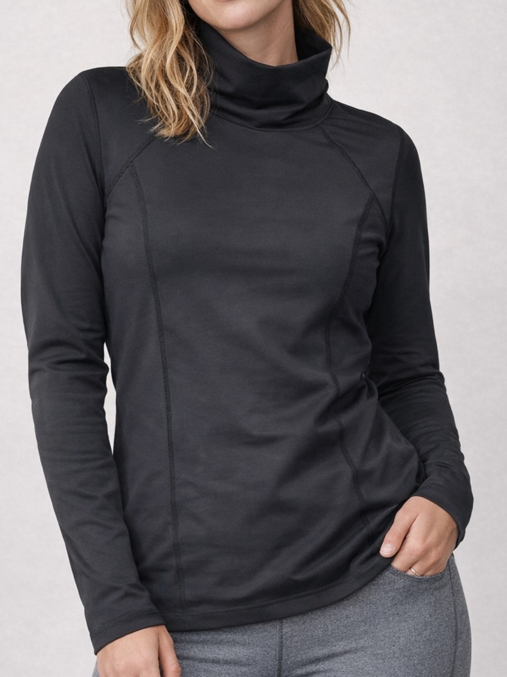 Zella Black Turtleneck Long-Sleeve Athletic Top - Women - thumb hole